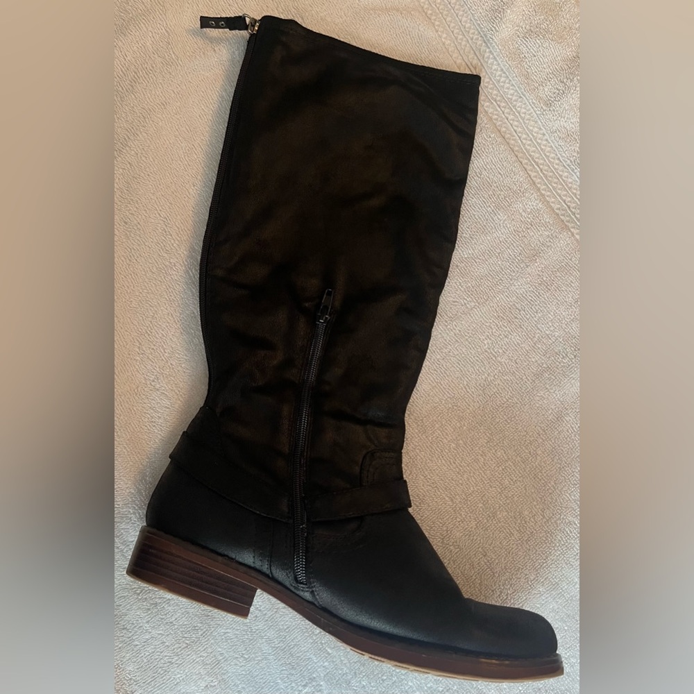 XOXO Black leather boots size 9 - Picture 6 of 12